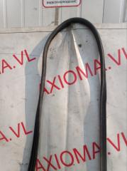 Уплотнительная резинка дверей правая задняя VOLVO S60 RS61 B5244S 30779420 2 ракурс