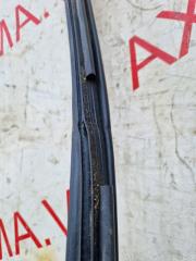 Уплотнительная резинка багажника задняя TOYOTA VITZ KSP90 1KRFE 6788152110 5 ракурс