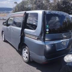 Ступица правая задняя NISSAN SERENA C25 MR20DE 44000ET01A 2 ракурс