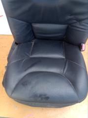 Сиденье правое переднее VOLVO S60 RS61 B5244S 39988063, 39890157 2 ракурс