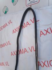 Уплотнительная резинка багажника HONDA PARTNER EY8 D16A 74440S05010 2 ракурс