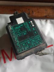 Блок предохранителей HONDA PARTNER EY8 D16A 38250S05J03 2 ракурс