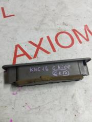 Решетка вентиляционная TOYOTA GRAND HIACE KCH16 1KZTE 8712526020E0 3 ракурс