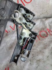 Клемма AUDI A4 8K5 CDNC 8K1971225H 4 ракурс Клемма AUDI A4 8K5 CDNC 8K1971225H 4 ракурс