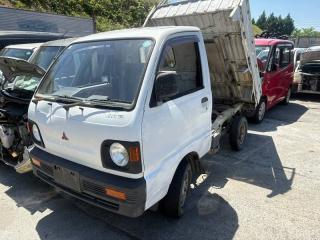 Очки на фары левые MITSUBISHI MINICAB TRUCK U42T 3G83 MB860053 1 ракурс