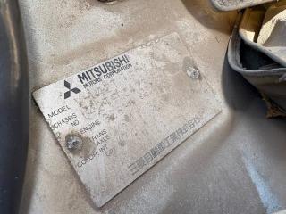 Очки на фары левые MITSUBISHI MINICAB TRUCK U42T 3G83 MB860053 2 ракурс