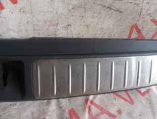 Накладка замка багажника SUBARU LEGACY BP5 EJ20X 95073AG010 3 ракурс