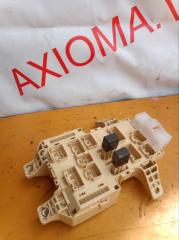 Блок предохранителей TOYOTA GAIA ACM10 1AZFSE 8273044120 2 ракурс Блок предохранителей TOYOTA GAIA ACM10 1AZFSE 8273044120 2 ракурс