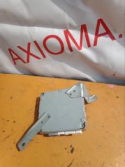 Блок управления парковкой TOYOTA GAIA ACM10 1AZFSE 8679244040 3 ракурс