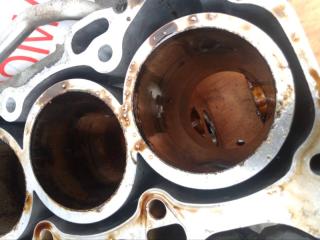 Блок двигателя TOYOTA GAIA ACM10 1AZFSE 1140028060 2 ракурс