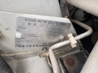 Обшивка дверей правая передняя MAZDA FAMILIA VY12 HR15DE 1N0168420A03 3 ракурс