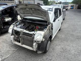 Порожек пластиковый правый передний SUZUKI ALTO HA24S K6A 7616158J01R8H 2 ракурс
