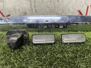 Накладка 5-й двери NISSAN SERENA C25 MR20DE 908101GK0A 2 ракурс