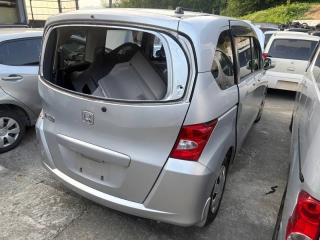 Молдинг на крышу HONDA FREED GB3 L15A 74306SYY003, 74316SYY003 2 ракурс
