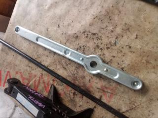 Домкрат NISSAN VANETTE SKP2MN L8 4 ракурс Домкрат NISSAN VANETTE SKP2MN L8 4 ракурс