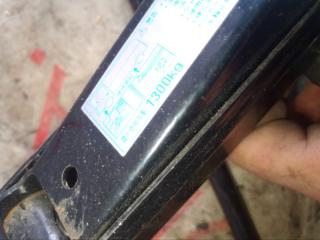 Домкрат NISSAN VANETTE SKP2MN L8 5 ракурс Домкрат NISSAN VANETTE SKP2MN L8 5 ракурс