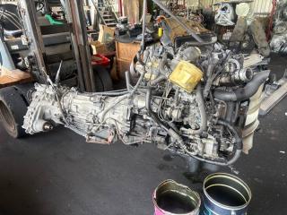 Двигатель MAZDA PROCEED MARVIE UVL6R WLT U00362020F 1 ракурс