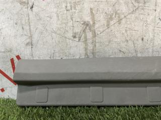 Порожек пластиковый правый передний NISSAN X-TRAIL NT30 QR20DE 769518H300 2 ракурс