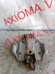 Крепление запасного колеса SUZUKI JIMNY JB23W K6A 8396081A00 5 ракурс