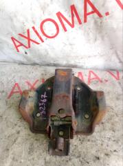 Крепление запасного колеса SUZUKI JIMNY JB23W K6AT 8396081A00 5 ракурс