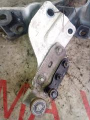 Ролик двери левый задний NISSAN NV200 VM20 HR16DE 82401JX00A, 82411JX00A, 82421JX00B 2 ракурс