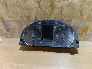 Панель приборов Volkswagen Passat R Line 2010