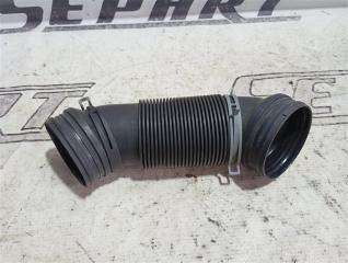 Патрубок воздушного фильтра Volkswagen Passat 2008