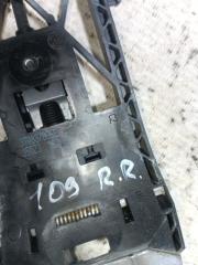 Кронштейн ручки двери передний левый Skoda YETI 1.4 CAXA