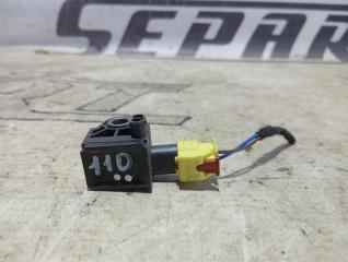 Датчик удара Skoda Rapid 2014 контрактная Датчик удара Skoda Rapid 2014