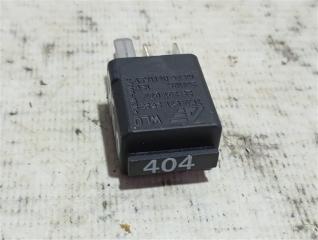 Запчасть реле Volkswagen Passat 2006