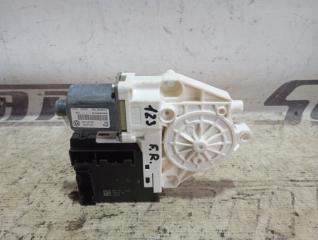 Мотор стеклоподъемника Volkswagen Tiguan 2014