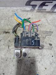 Запчасть блок клапанов пневмоподвески Volkswagen Touareg