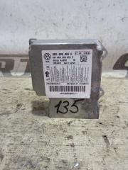 Блок управления подушками безопасности Audi Q5 2010