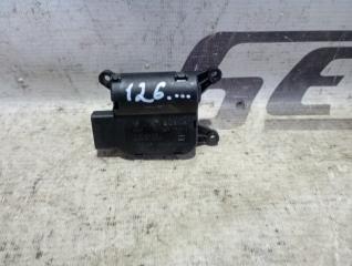 Сервопривод заслонки печки Audi A4 2002 контрактная Сервопривод заслонки печки Audi A4 2002