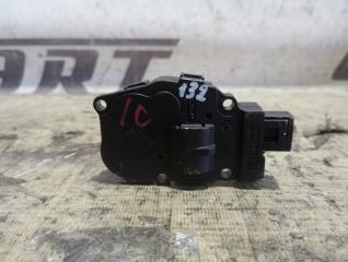 Сервопривод заслонки печки Audi A4 2008 контрактная Сервопривод заслонки печки Audi A4 2008