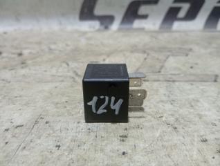 Запчасть реле Volkswagen Golf 2011