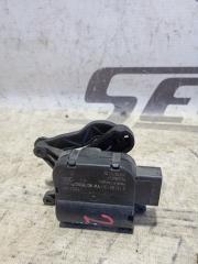 Сервопривод заслонки печки Volkswagen Golf 2011 контрактная Сервопривод заслонки печки Volkswagen Golf 2011