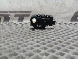 Сервопривод заслонки печки Audi A4 2008 контрактная Сервопривод заслонки печки Audi A4 2008