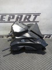 Запчасть корпус фильтра воздушного Audi A4 2008