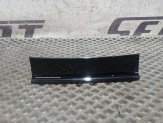 Запчасть накладка декоративная правая Skoda Karoq 2024