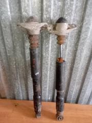 Запчасть амортизаторы задние Skoda YETI 2015