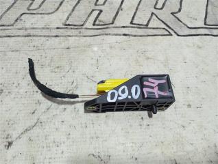 Датчик удара Volkswagen Passat 2002