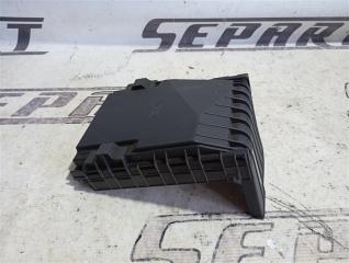 Запчасть крышка блока предохранителей Audi A3 2009