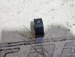 Запчасть кнопка стеклоподъемника Volkswagen Passat 2012