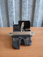 Запчасть замок багажника Skoda YETI 2011