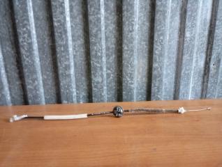 Запчасть трос открывания двери передний правый Volkswagen Touareg 2006