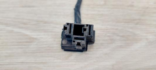 Фишка фары Mitsubishi Lancer 9 CS3A 1.6 4G18 Фишка фары Mitsubishi Lancer 9 CS3A 1.6 4G18