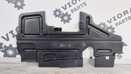 Дефлектор радиатора правый Avensis 2007 T250 1ZZFE