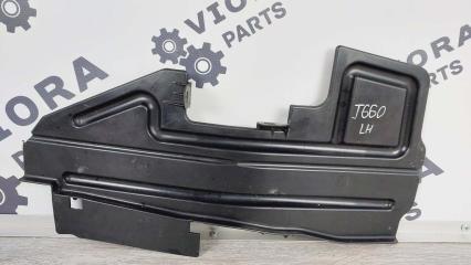 Дефлектор радиатора левый Toyota Avensis T250 1ZZFE