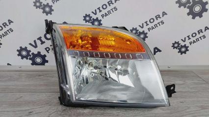 Фара галогеновая правая Ford Fusion 2006